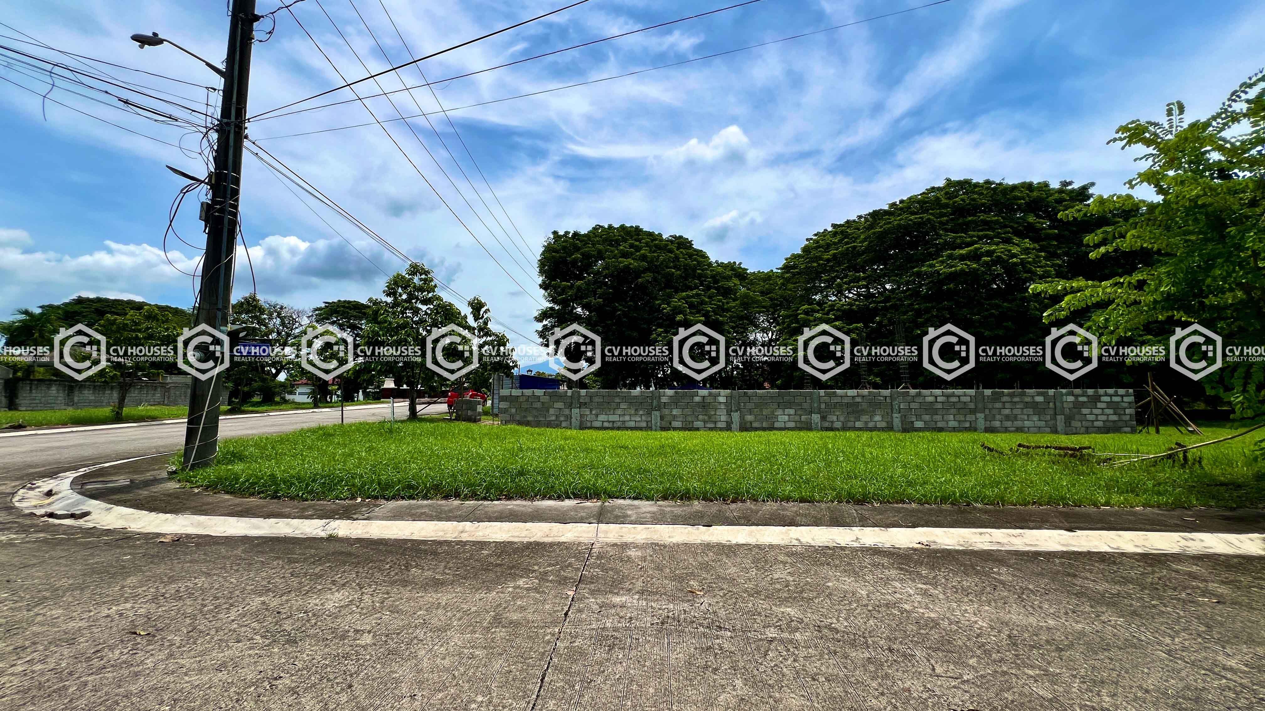 Corner Residential Lot for Sale in Lakeshore