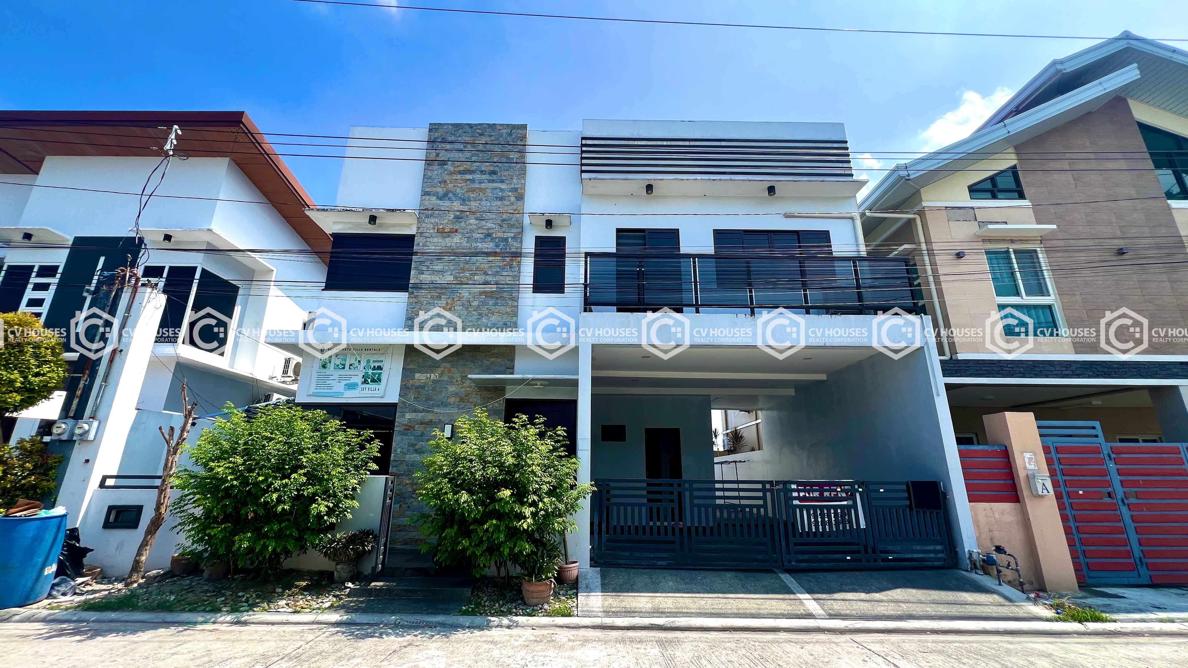 Furnished 5‑Bedroom House with Pool for Rent