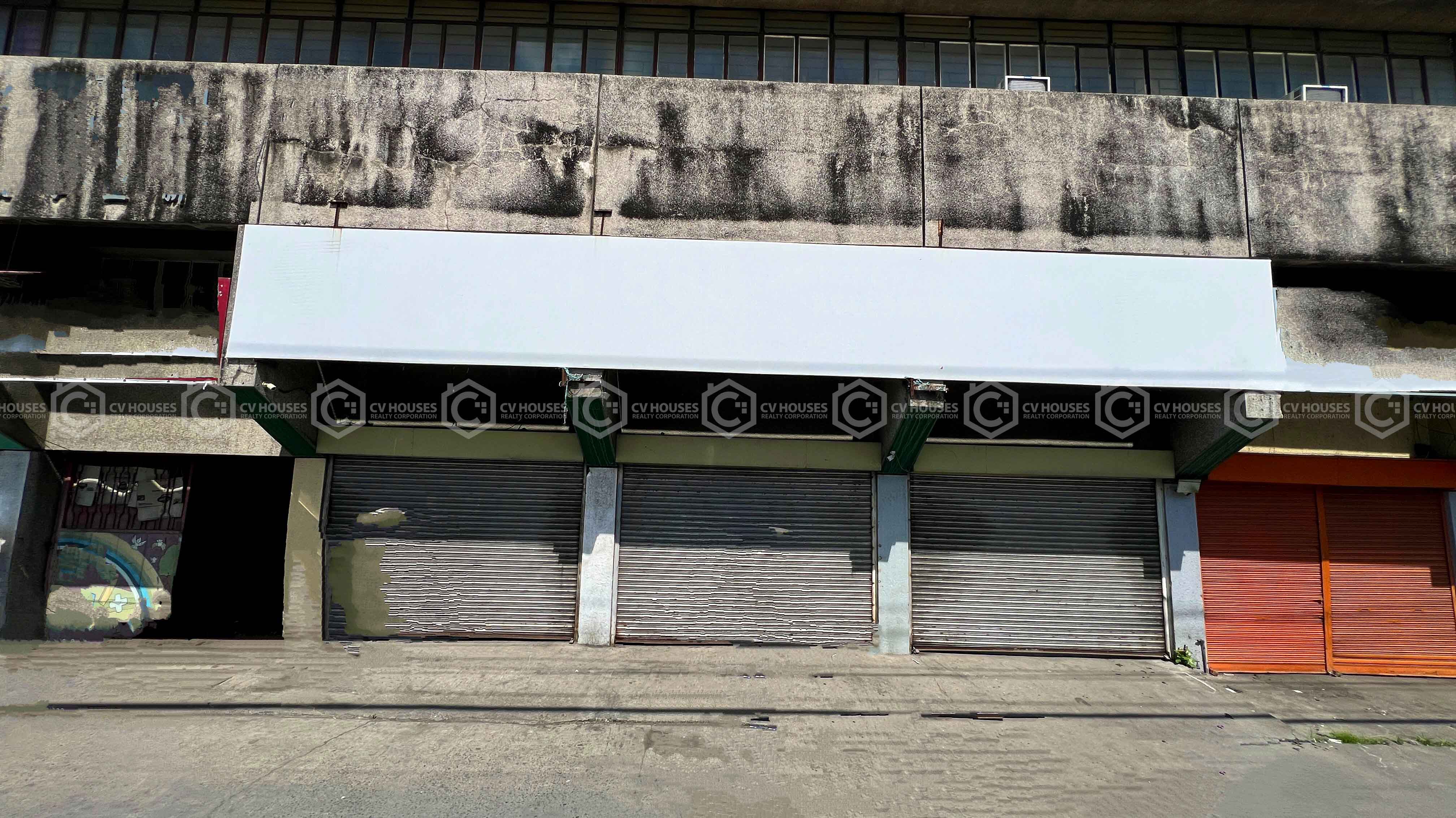 Commercial Space for Rent with Excellent Road Exposure