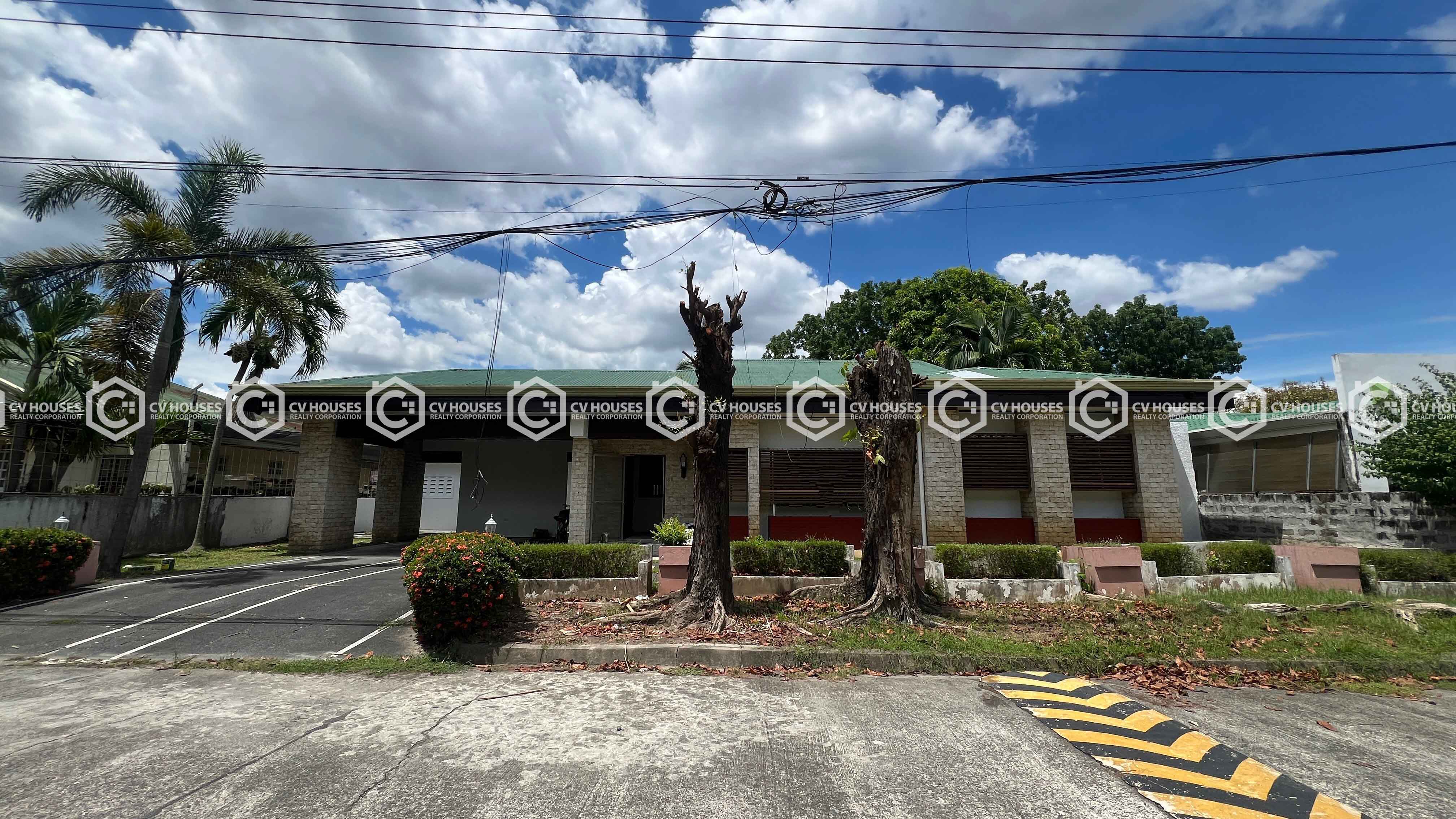 5-Bedroom Bungalow Home for Lease in Angeles City